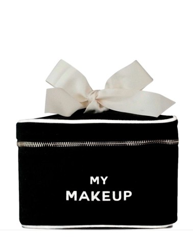 My Makeup, musta meikkipussi