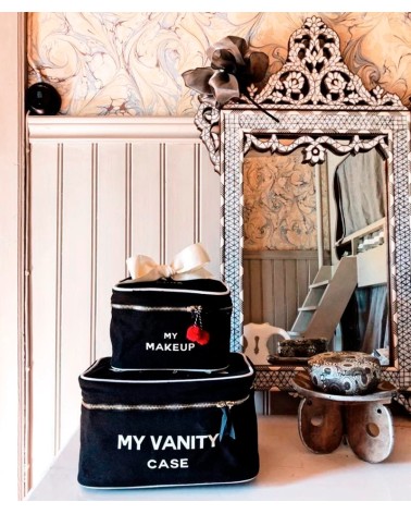 My Vanity Case, musta kosmetiikkalaukku